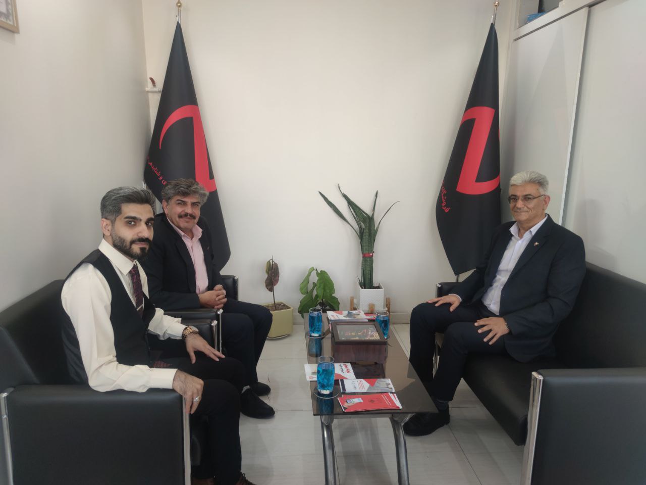 جلسه همکاری با بانک رفاه